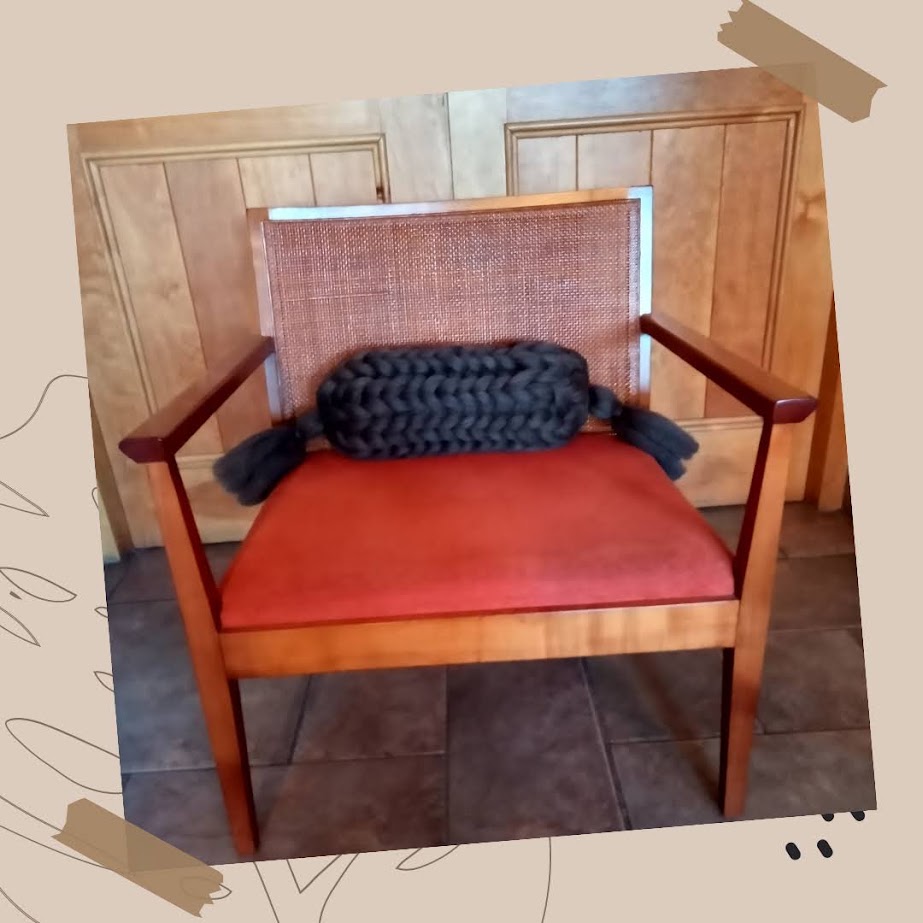 Almohadon caramel lana 100% pura de oveja medidas 50x20cm